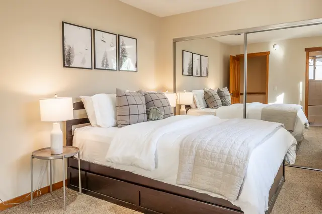 Bedrooms photo 13
